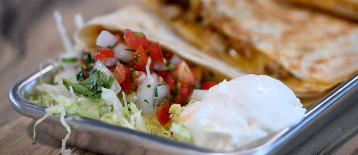 Los Chiludos opens California-Mexican restaurant in Bradenton