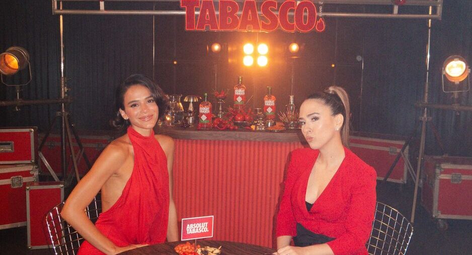 Absolut®️ TABASCO™️ Brings Together Bruna Marquezine and Tatá Werneck for “Spicy Talk”