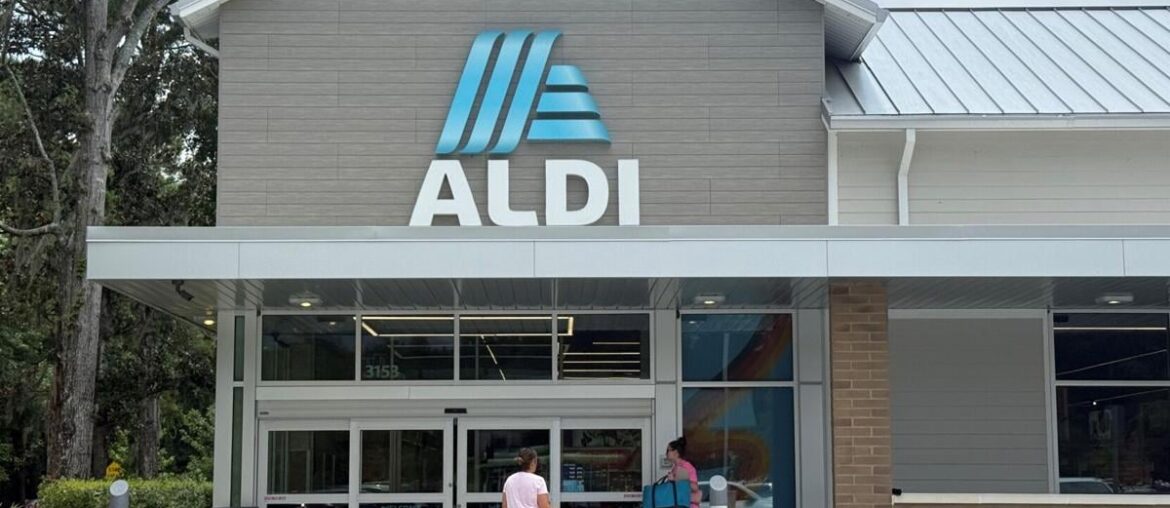 Aldi breaks ground on new Charleston-area grocery store