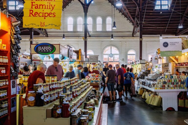 8 of the Oldest Farmers Markets in America