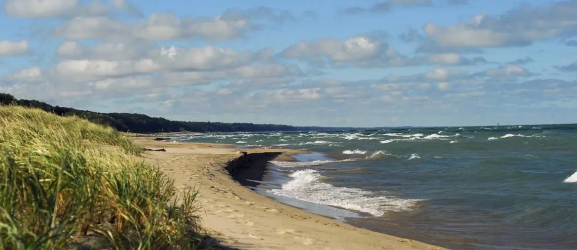 Explore Harbor Country MI: Top Spots, Dining & Stays Guide
