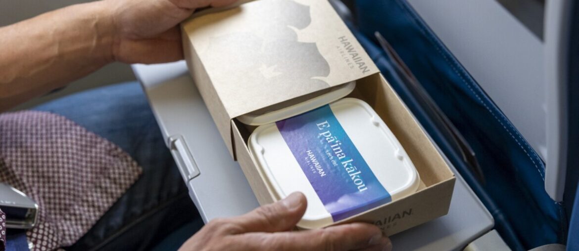 Hawaiian Airlines ends free meal service, replaces with pre-order menu