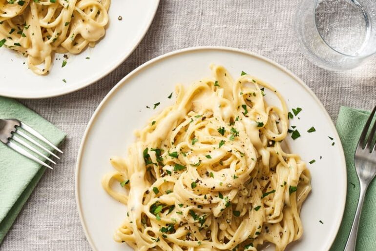 The 4-Ingredient Italian Pasta Sauce Recipe My Family Requests Twice a Week