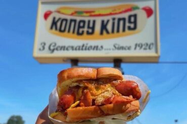 How Koney King, seen in 'The Bear,' managed to stay open and do more in sales during the Gary, Indiana, power blackout