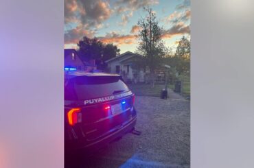 Suspect blows himself up during Sumner, WA standoff