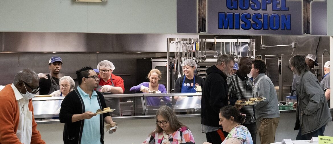 Little Rock Compassion Center in need of food donations as pantry supplies run low