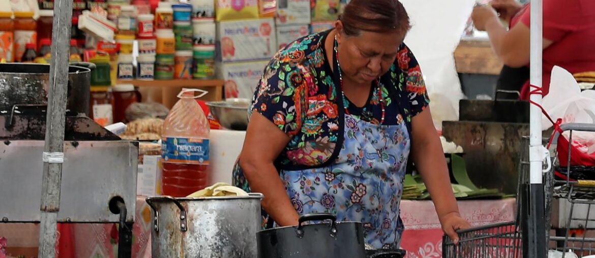 Karen Bass green-lights Third World food-cart street sprawl
