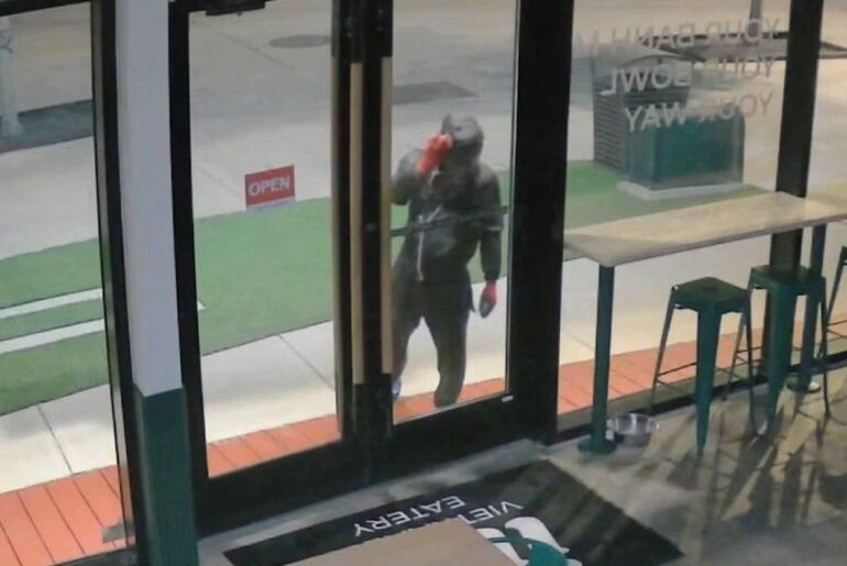 Four Houston Heights restaurants targeted in same-day break-ins