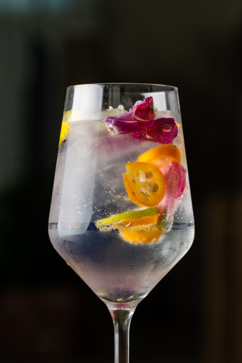 floral gin and tonic