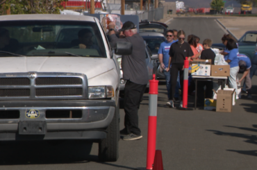 Special Food Bank distribution draws dozens seeking help | Food