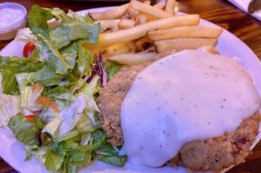 One of San Antonio's oldest restaurants hasn't changed much in 70 years