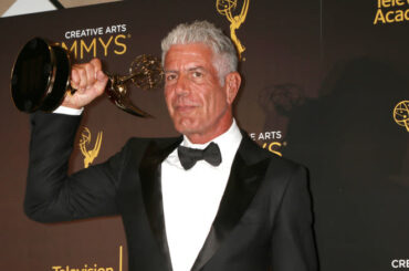 Anthony Bourdain's Favorite NYC Breakfast Spot Was This Legendary Jewish Deli