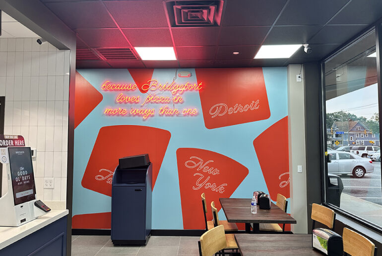 Wayback Burgers, Molte Pizze open Bridgeport restaurant