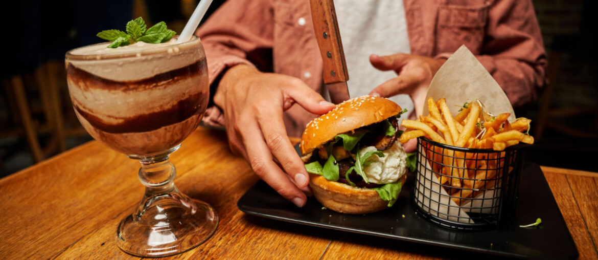 Bali&rsquo;s Best Burgers Can Be Found In The Heart Of Tourist Hotspot Canggu