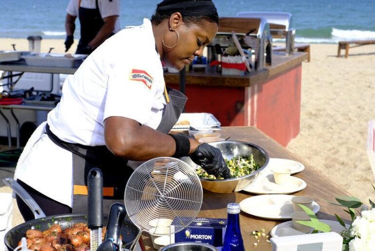 ‘Top Chef’s’ Michelle Wallace holds it down at Wisconsin BBQ bash | Food & Drink