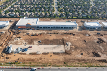New supermarket nears completion in booming San Antonio area