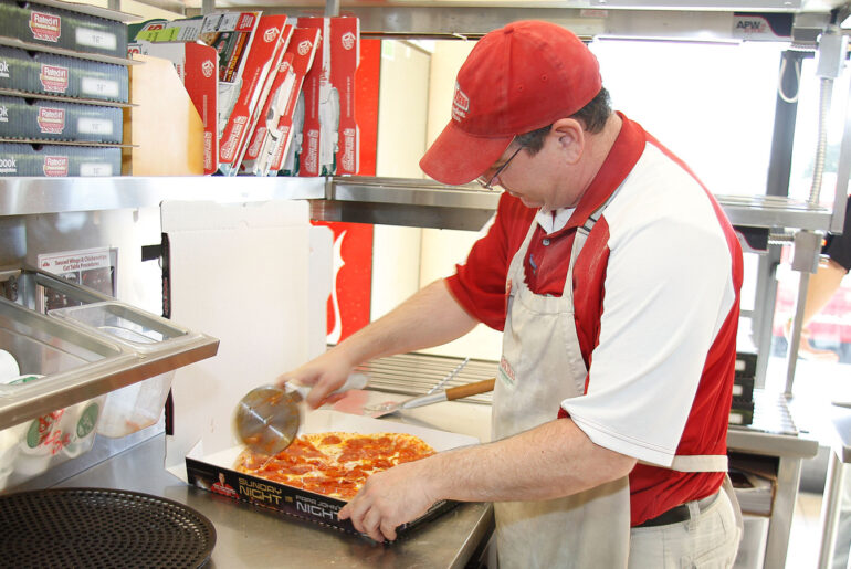 What's The Spiciest Pizza You Can Order At Papa Johns? One Employee Figured It Out