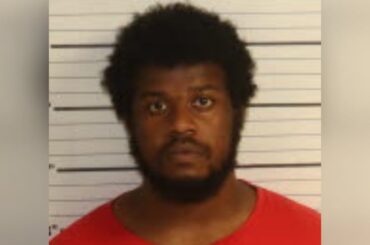 Memphis man accused of beating mother with bat over meal dispute