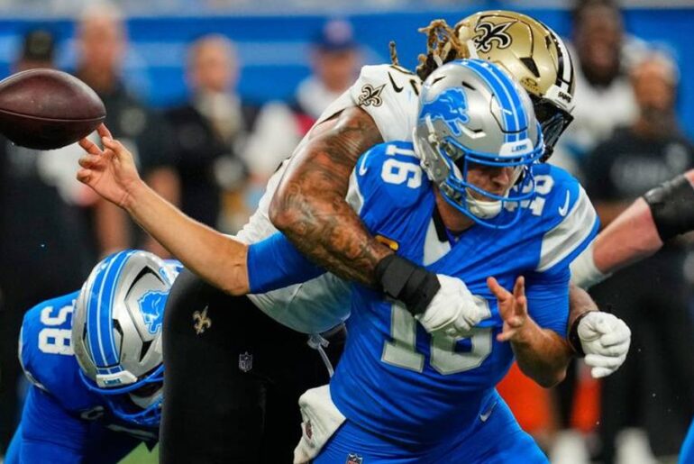 Hebert: 'Highway robbery' took place in Saints' OT loss to Lions