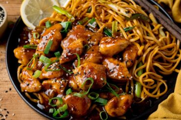 Lemon Pepper Chicken Over Noodles: Quick & Easy Dinner In 35 Mins!