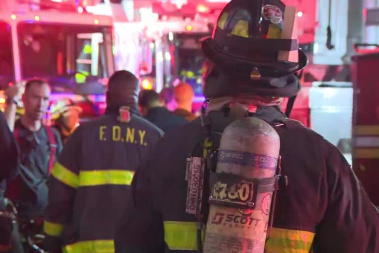 6 firefighters injured after fire rips through Williamsburg restaurant