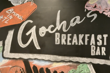 Celebrity hairstylist turned Atlanta restaurateur serves up must-try pancakes at Gocha's