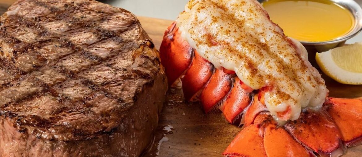 If You Love Seafood, Head To Outback Steakhouse's Underrated Sister Chain