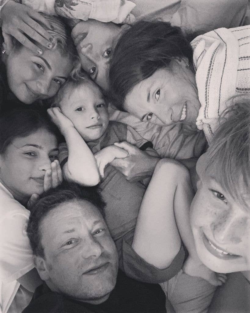 Jamie and Jools Oliver with their 5 children 