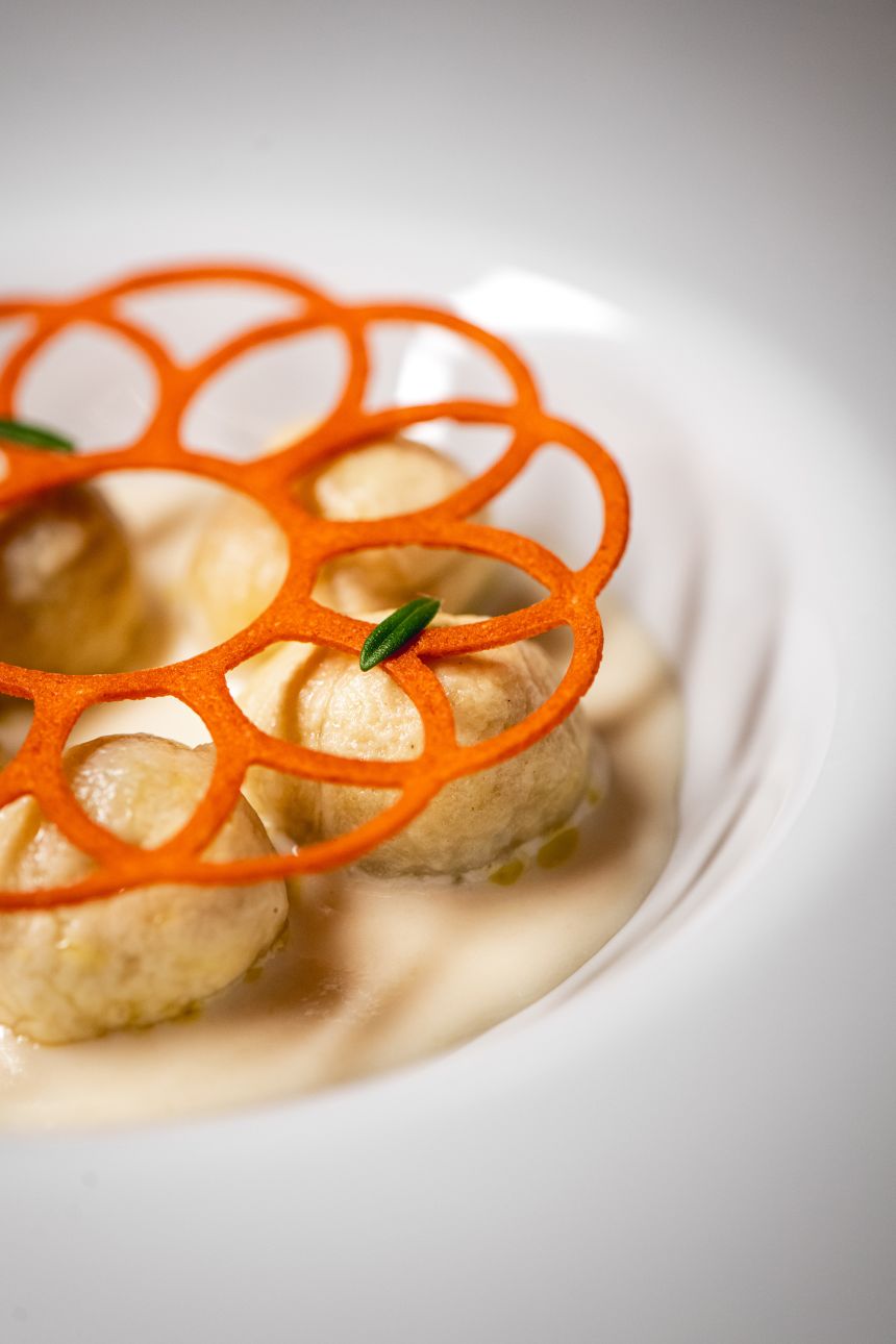 Argiano: A memorable Tuscan dining experience.