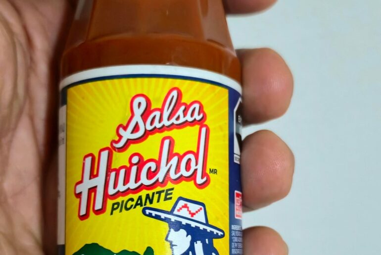 Actually nice and thick sauce - SALSA HUICHOL