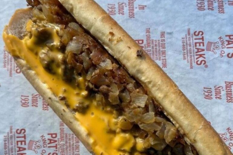 Manager of Pat's King of Steaks in Philadelphia attacked