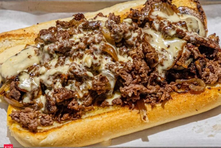 Watch: Man runs away after throwing cheesesteak on Philadelphia restaurant manager’s face, turns himself in later; video goes viral
