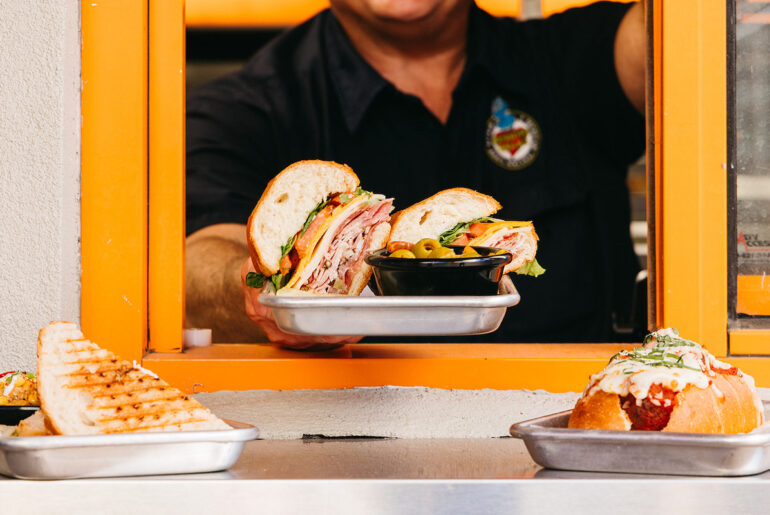 This Week in Dallas Restaurant News: Hugo’s Seafood Bar Expands, and the Zodiac Room Returns
