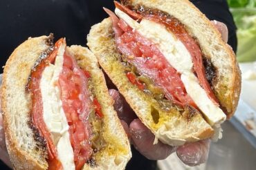 La Salumeria: Old School Sandwich Counter on Yonge Street