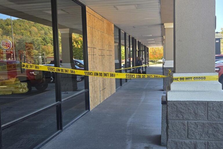 Repairs planned to shopping center, Wingstop, in Bluefield, Va. | Local News