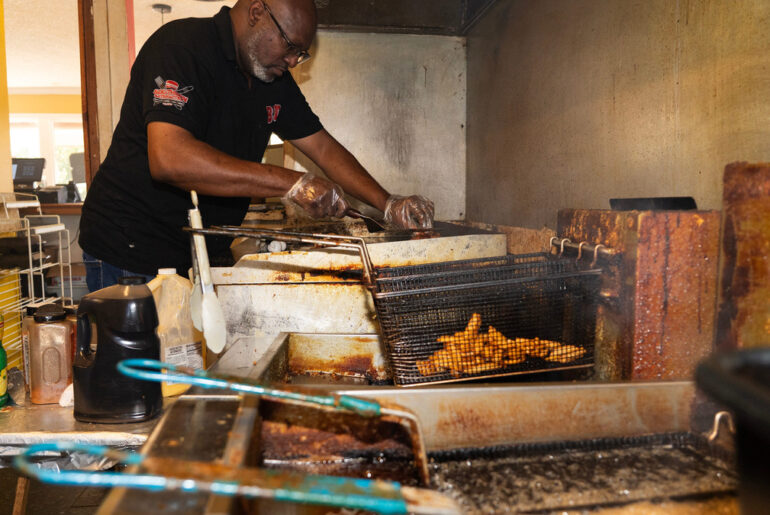Fabulous burgers and wings are hiding in this small MS Delta town