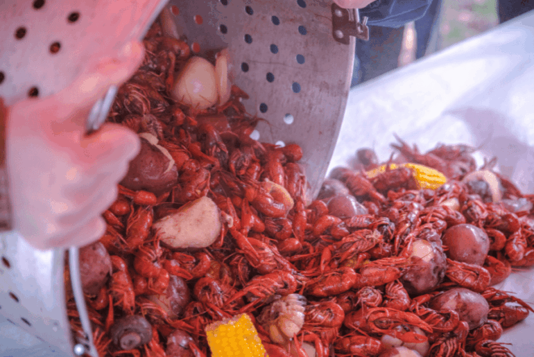 Let's Eat, Mississippi: Weather or not, it's crawfish season