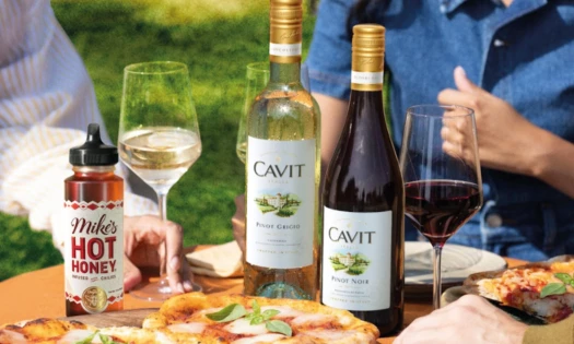 Cavit Wines Taps Mike’s Hot Honey for Pizza Month Pairings