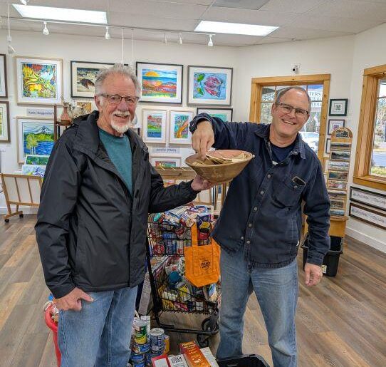 Sisters food drive kicks off; canned wine night to benefit