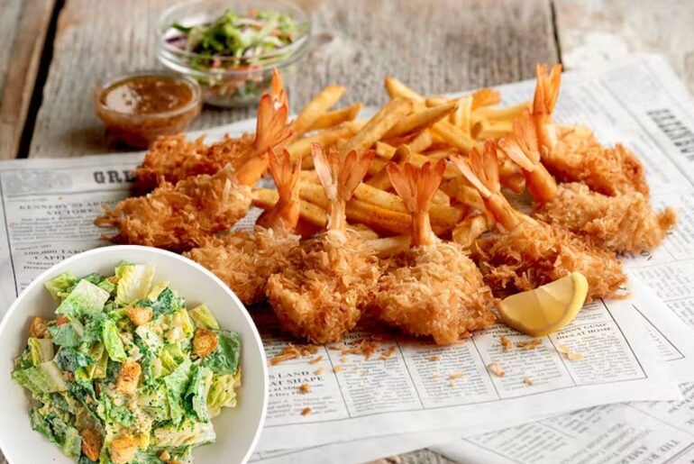5 Restaurant Chains With the Best Fried Shrimp and Caesar Salad, According to Diners