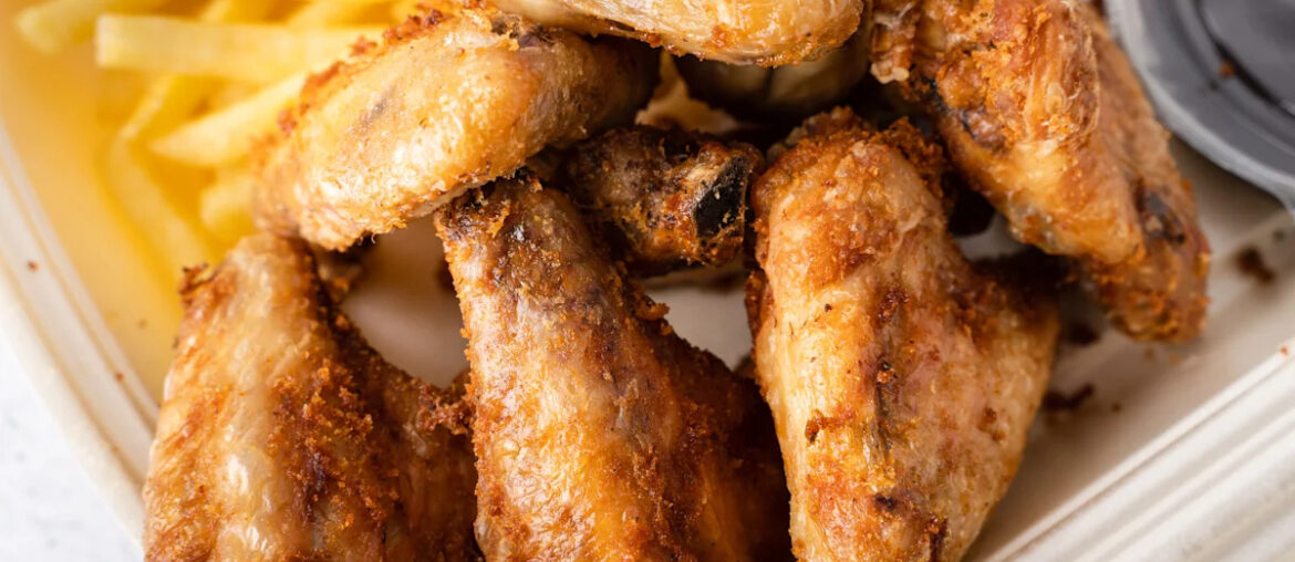 The Tiny Alaska Takeout That Serves Some of the Best Wings in the Country