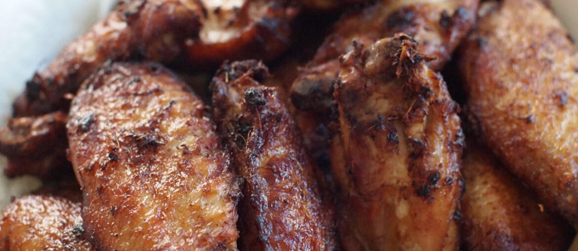 No Sauce Menu, No Heat Scale: How One Spot Built Michigan's Best Wings on a Single Recipe