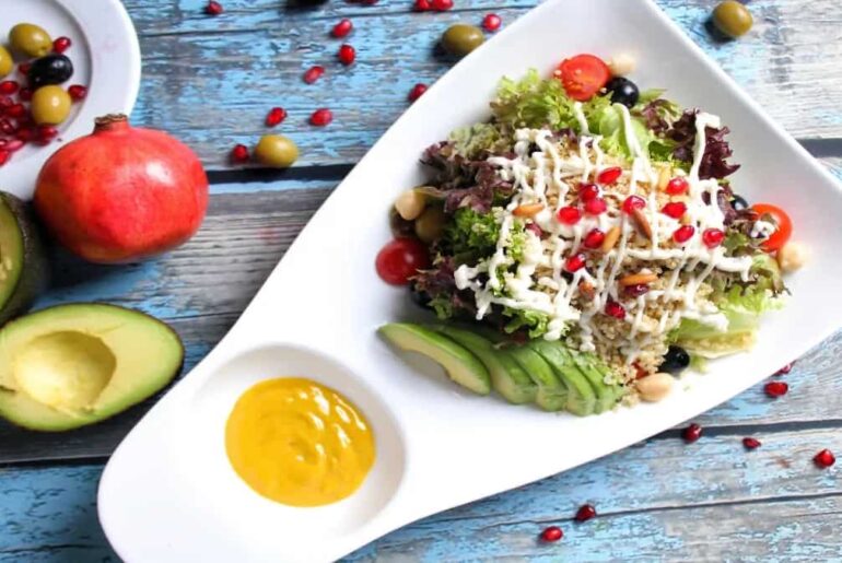 Republic Day 2024: 5 Tri-Colour Quinoa Salad Bowls To Try