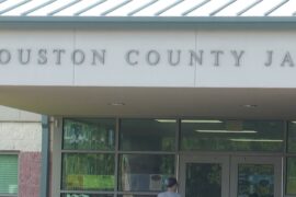 Cottonwood special needs teacher poured hot sauce on student’s tongue: Charges