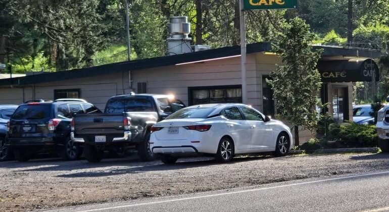Carver Cafe, the Oregon 'Twilight' filming spot, listed for $895K | Oregon / Northwest
