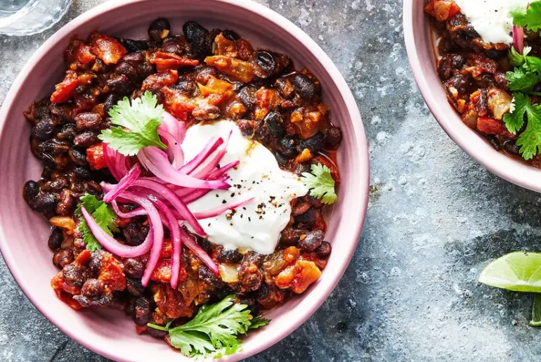 Melissa Clark’s Vegetarian Chili Recipe and More Cold-Weather Cooking