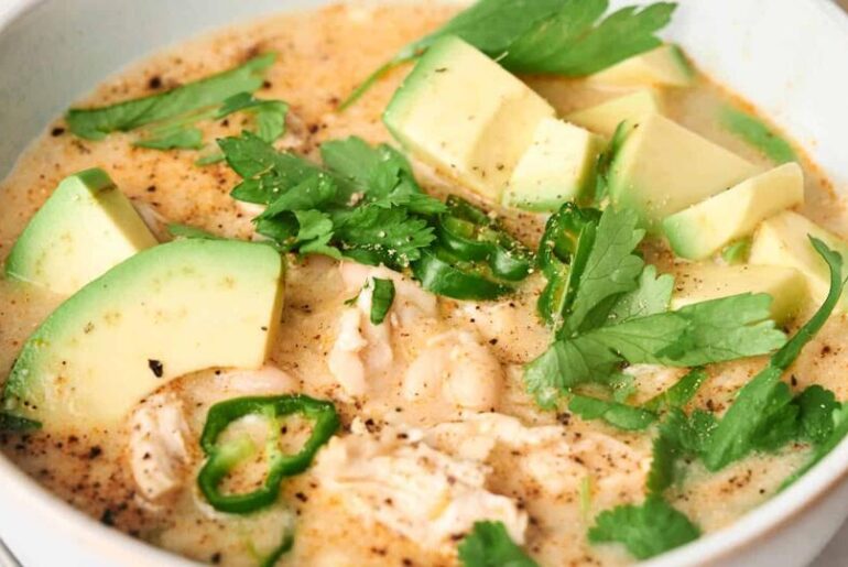 21 Potluck Recipes to Feed the Whole Clan at the Thanksgiving Weekend Reunion